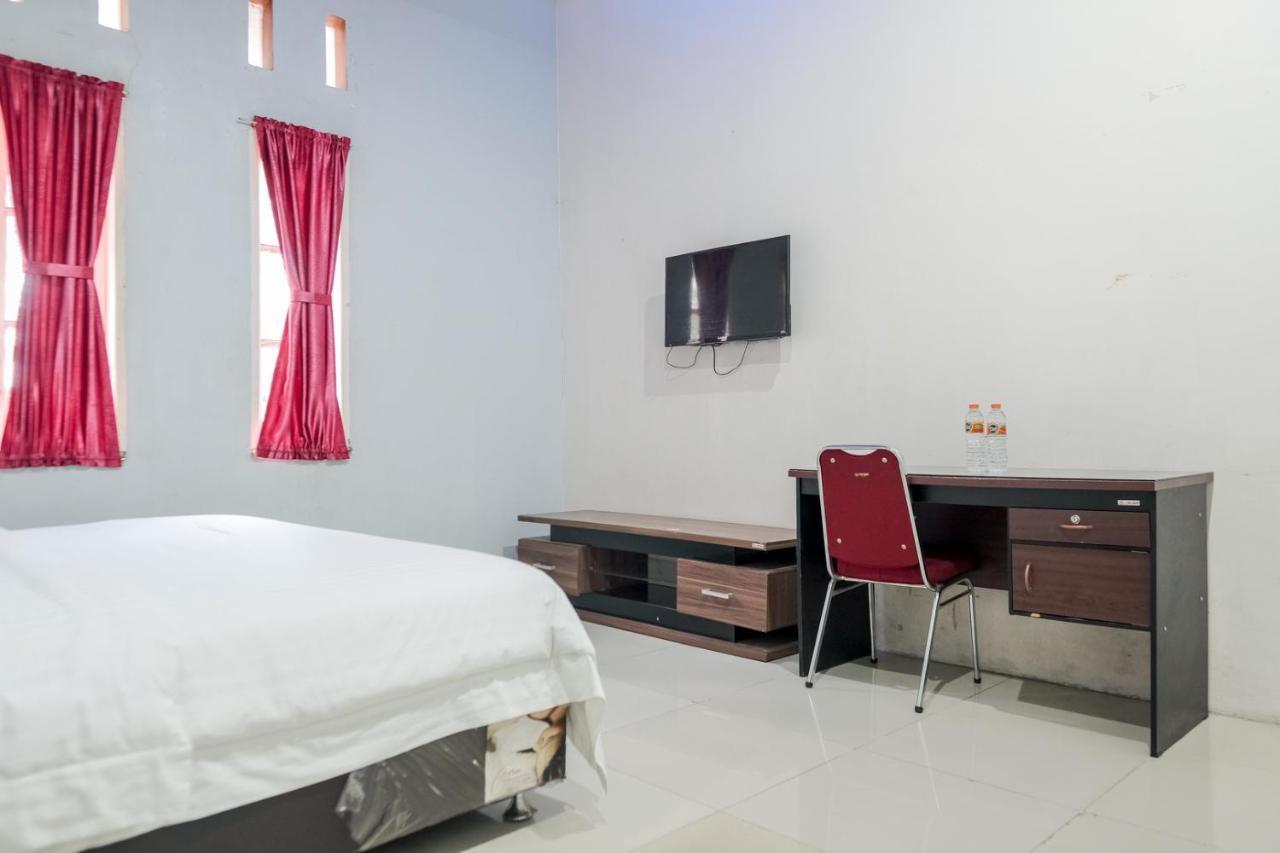 Djaboerigin Mongonsidi Guest House Redpartner 메단 외부 사진